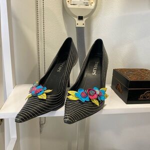 Vintage Black Kitten Heals